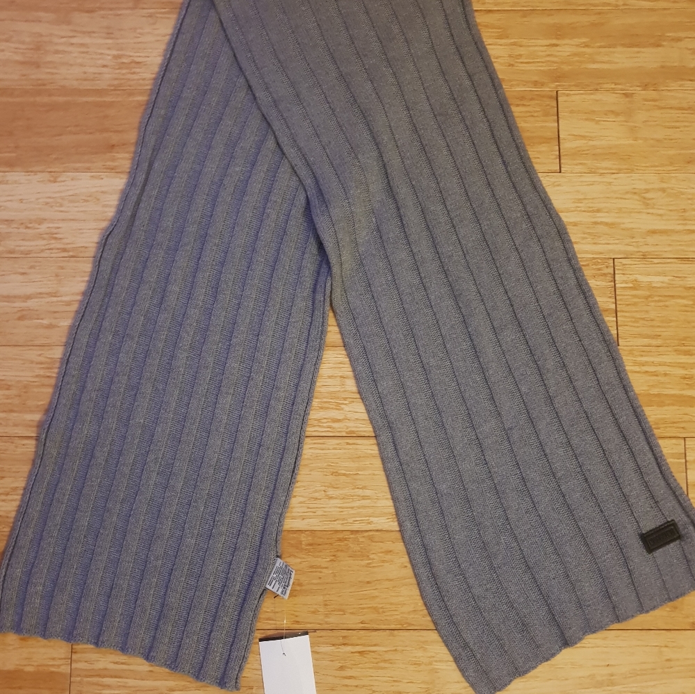 Moschino scarf